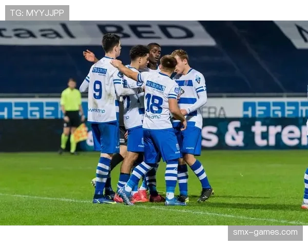 哥伦比亚队定位球技艺精湛，状态回暖强势崛起