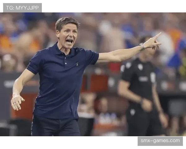 格拉斯纳率水晶宫迎战英超劲旅,球队状态回暖成焦点 格拉斯纳率水晶宫迎战英超劲旅,球队状态回暖成焦点